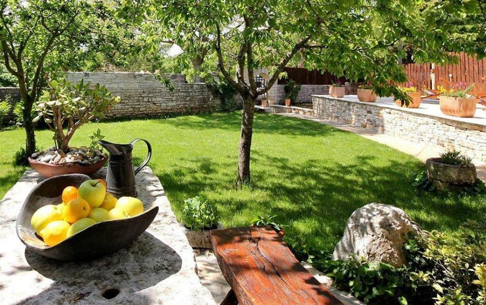 Villa Violica, Karnevali Zminj ภายนอก รูปภาพ
